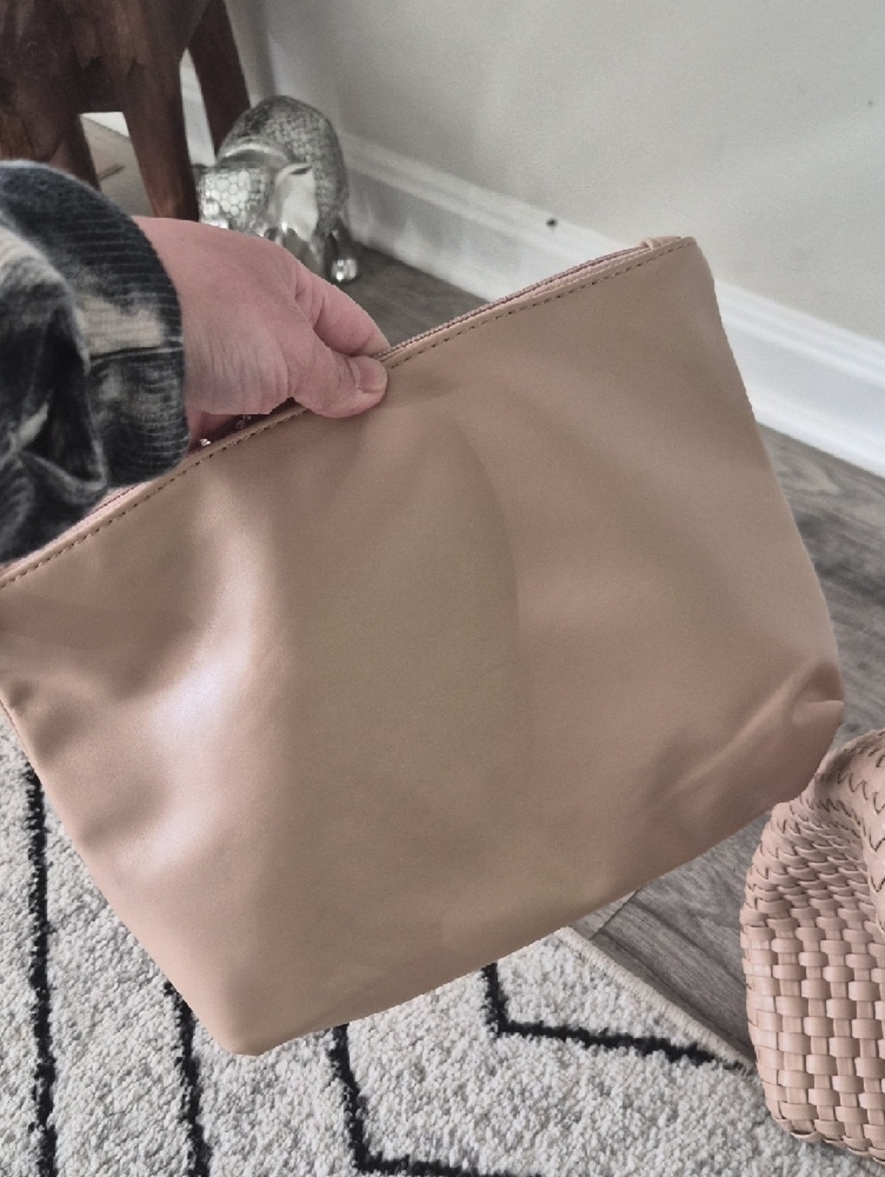 Woven Shoulder Hobo Bag in Light Beige - Picture 4 of 10